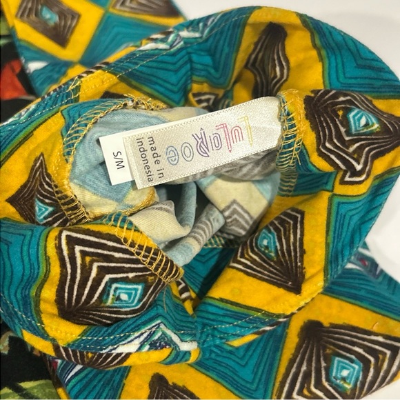 NWOT Lot of 5 LuLaRoe Kids Leggings Size S/M! Peppers, geometric, floral,clovers - Picture 6 of 10